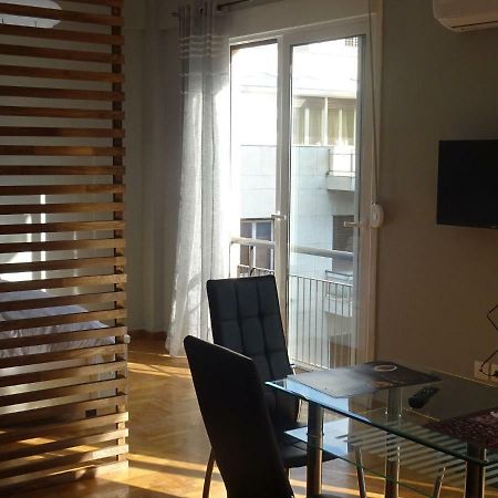 City Life Apartment In Athens Heart Экстерьер фото