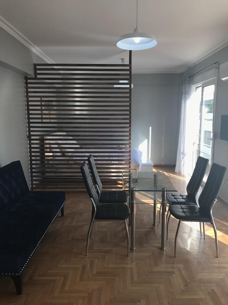 City Life Apartment In Athens Heart Экстерьер фото